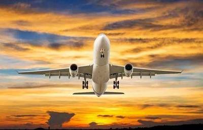 五塊錢(qián)的機(jī)票，航空業(yè)怎么了？